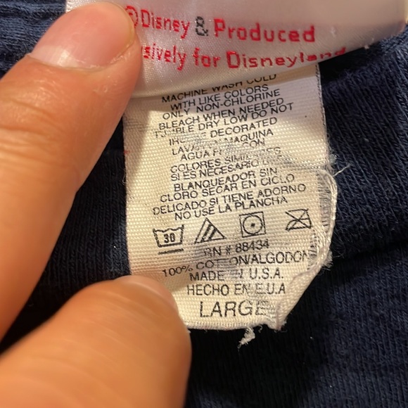 Disneyland Mickey Mouse T-shirt Mens size large - Picture 4 of 5